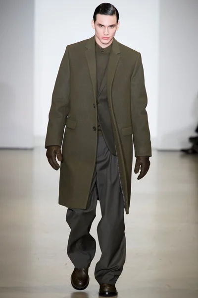 Look 1